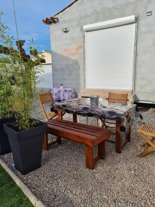 Appartement 53 M² - Pignans Au Coeur Du Var Esterno foto