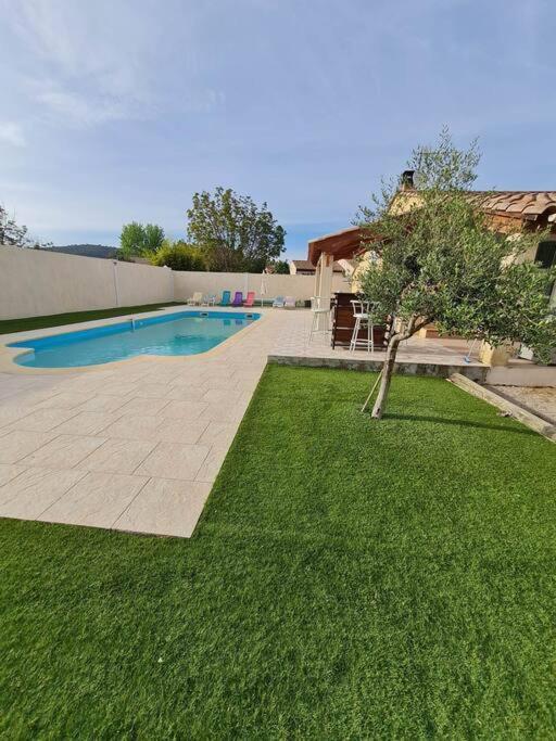 Appartement 53 M² - Pignans Au Coeur Du Var Esterno foto